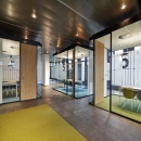 Freestanding glass office workspace