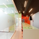 Double glass partition wall without vertical stands
