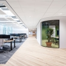iQ Single partition with curved glass