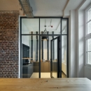 Pantry with 100mm single glas partition