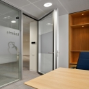 Full flush door with double rebate and double seals