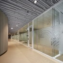 Double glass partitions with KDD90F aluminum framed door