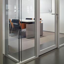 T-connection of two double glass system walls 