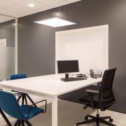 Meeting room  with Single glass partition