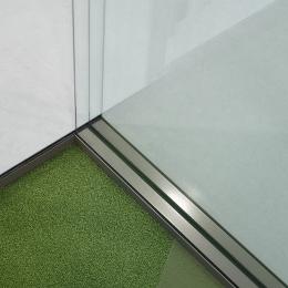 Corner connection from triple glass to single glass