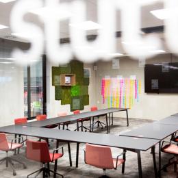 Flexible conversation room at DPD Oirschot in the Netherlands