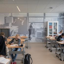 Gesloten systeemwanden met print