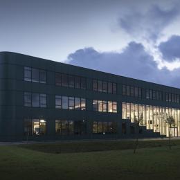 School building Herbert Vissser College