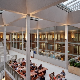 Library at Herta Mohr building at Leiden University.