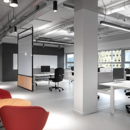 Area dividing walls  at Commvault in Utrecht