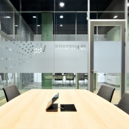 4 meter high full glass partitions with full flush doors