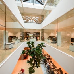  fall-through glass wall around the atrium