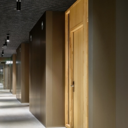 Transparent coated steel wall panels at faculty ITC University Twente Enschede