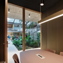 Transparent coated steel wall panels at faculty ITC University Twente Enschede